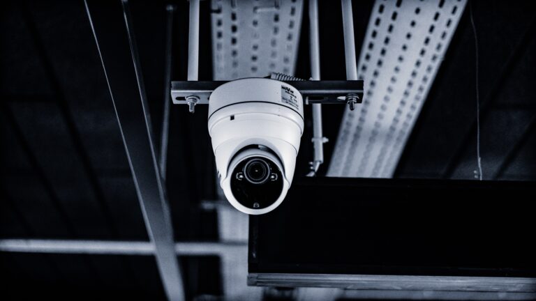 Penting! Ketahui 7 Manfaat dan Tips Memasang CCTV Indoor
