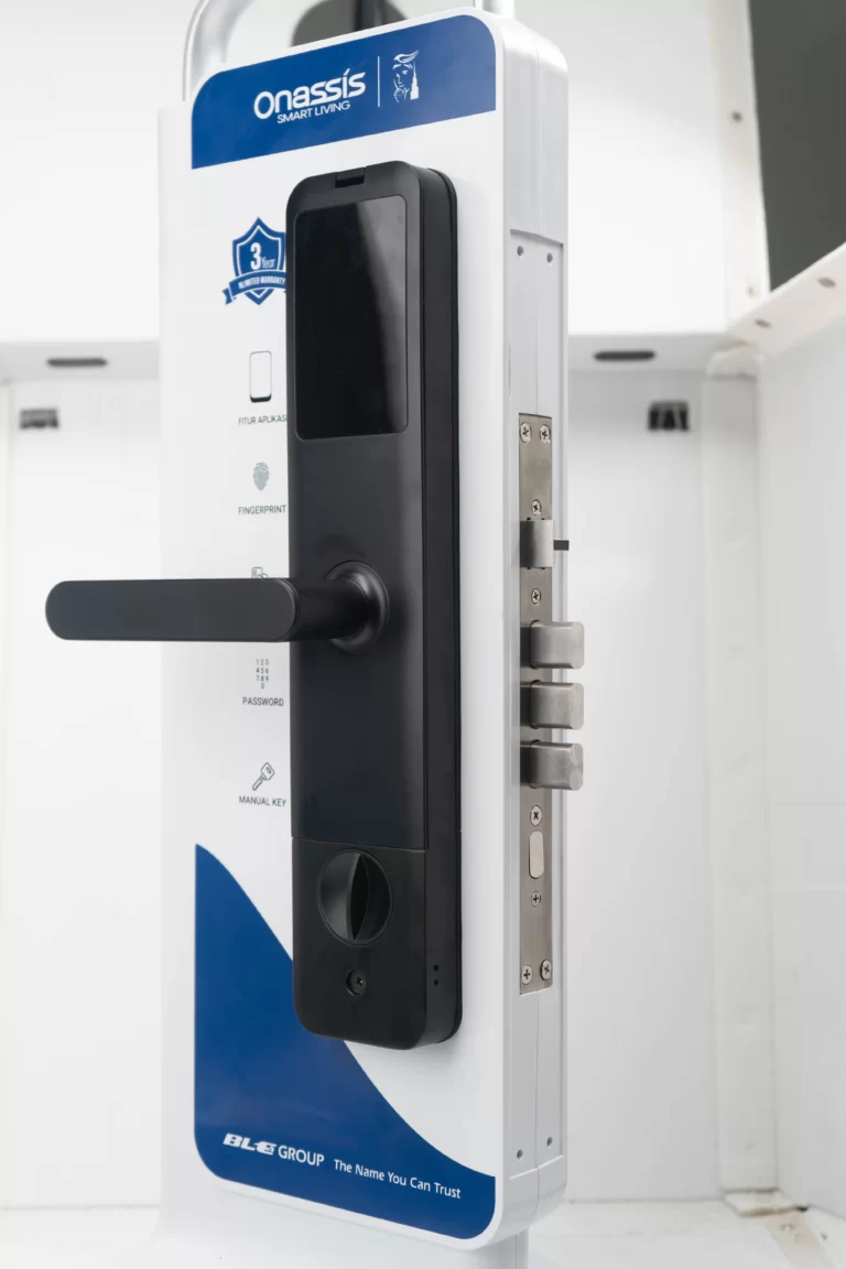 6 Keuntungan Menerapkan Password Door Lock untuk Rumah