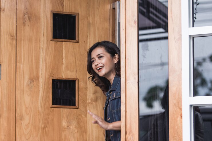 door viewer