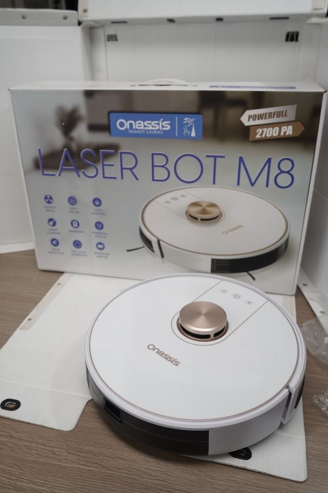 sapu otomatis laserbot m8