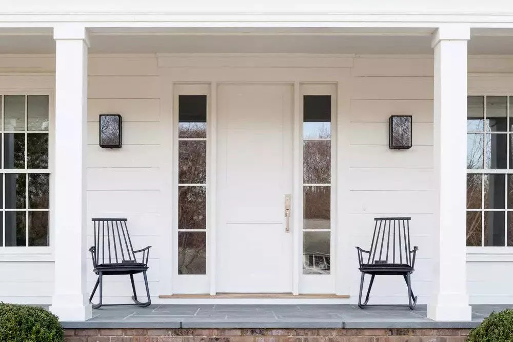 10 Inspirasi Warna Pintu Rumah yang Bagus