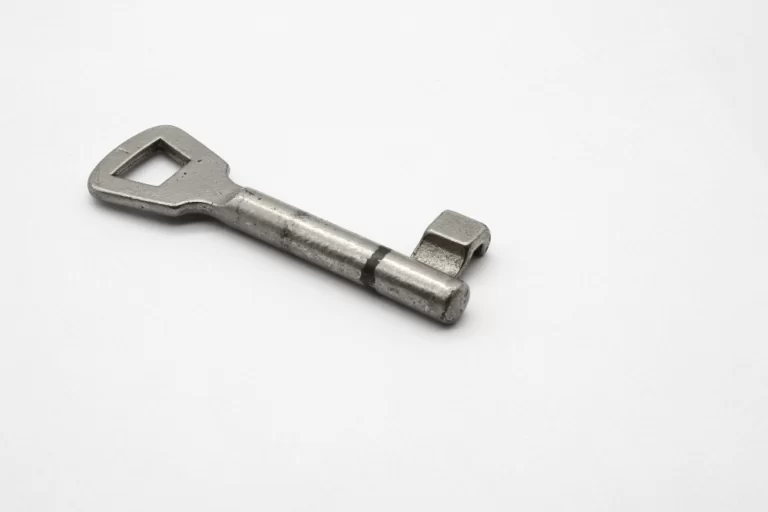 7 Kelebihan Kunci Pintu Stainless Anti Karat dan Produknya