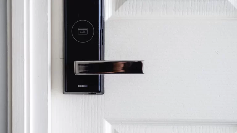 Apa Itu Smart Lock, Cara Kerja, dan Alasan Pentingnya Beralih