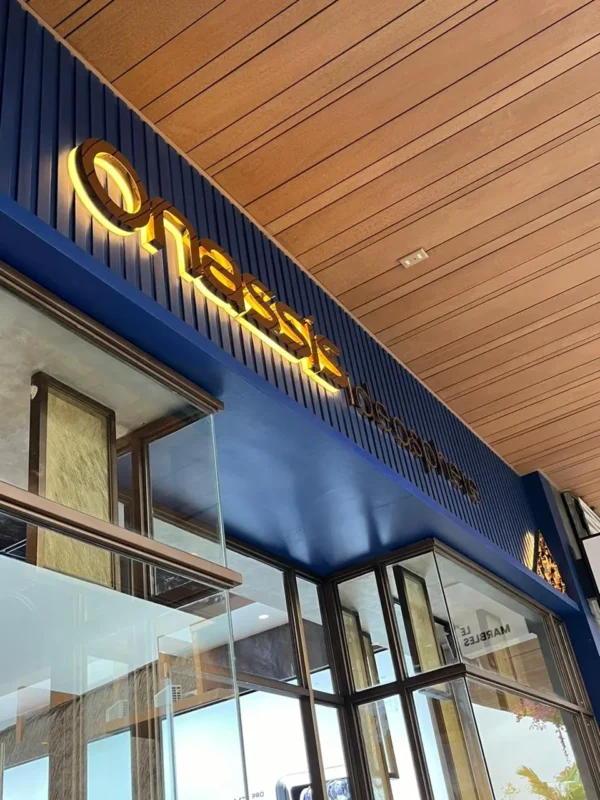 onassis hardware