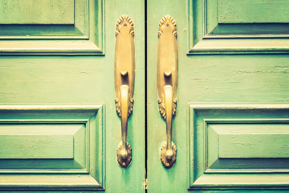 harga handle pintu 2 daun