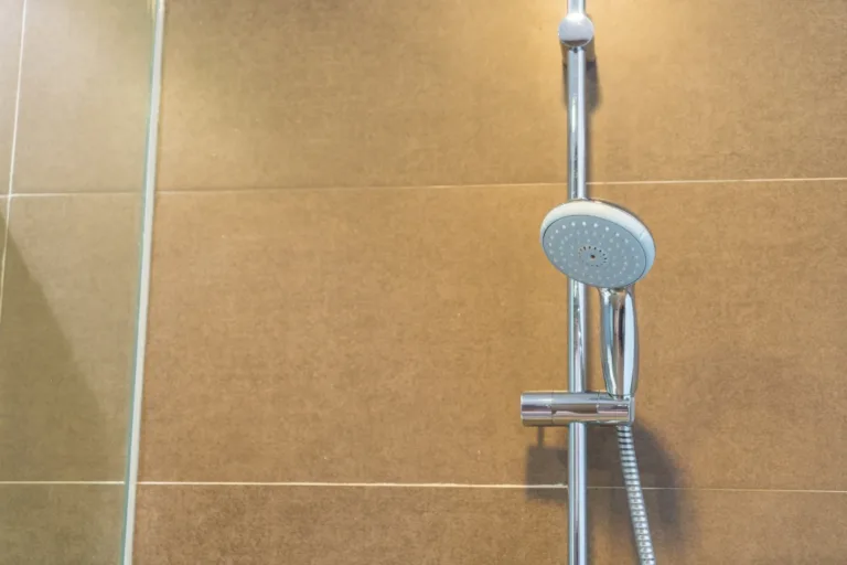 5 Hal yang Harus Dihindari Ketika Memilih Shower Set