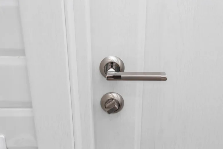 4 Faktor Memilih Merk Handle Stainless Steel yang Cocok Budget