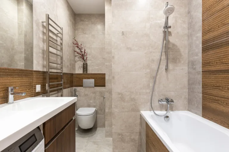 Berapa Ukuran Shower Kamar Mandi yang Pas untuk Mandi?
