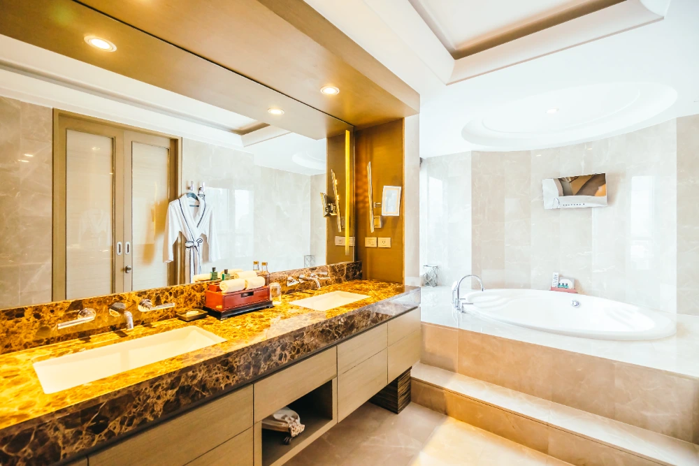 kamar mandi mewah